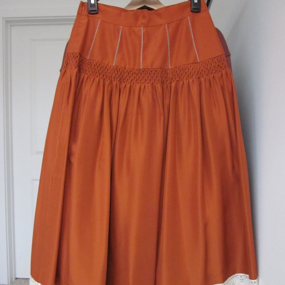 Women Elegant Lace-Accented 100% Silk Swirl Maxi Skirt with lace trim in size 4 - Picture 14 of 15
